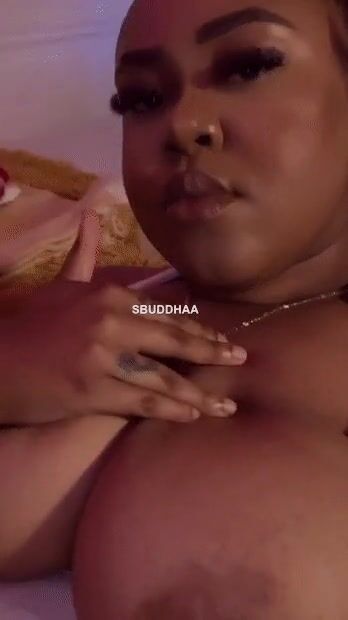 Imagine them oiled up ????????