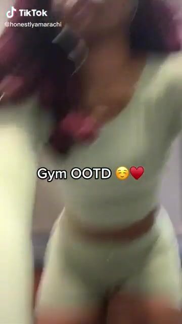 Slim donkey booty