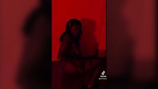 Ebony Throat: This silhouette challenge ♥️♥️ #4
