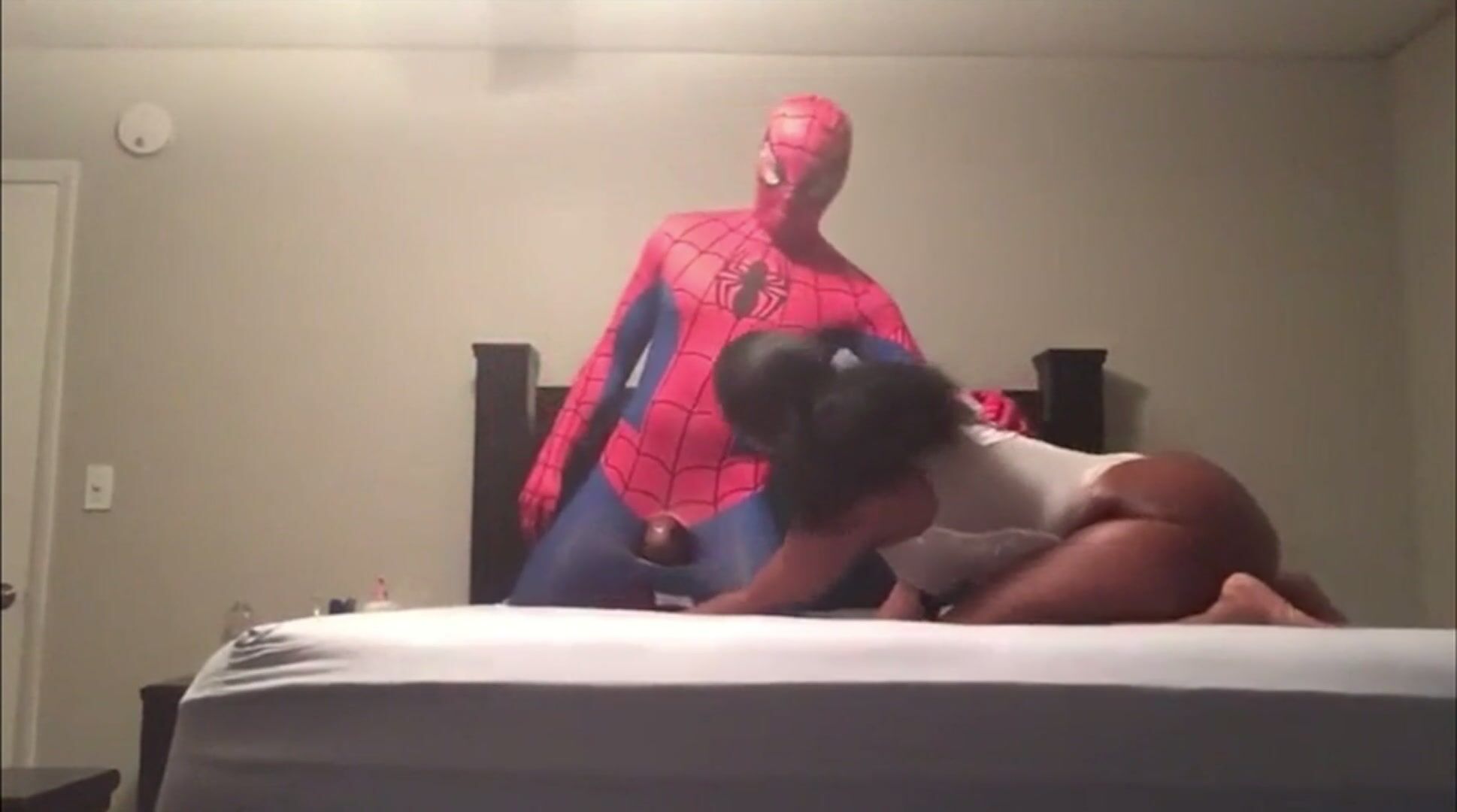 Spidey got a thic one