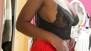 Ebony Petite: If at least one guy wants to see me strip more often I would be happy ♥️♥️ #2