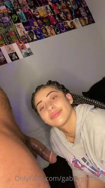 Pretty yellowbone swallow nut