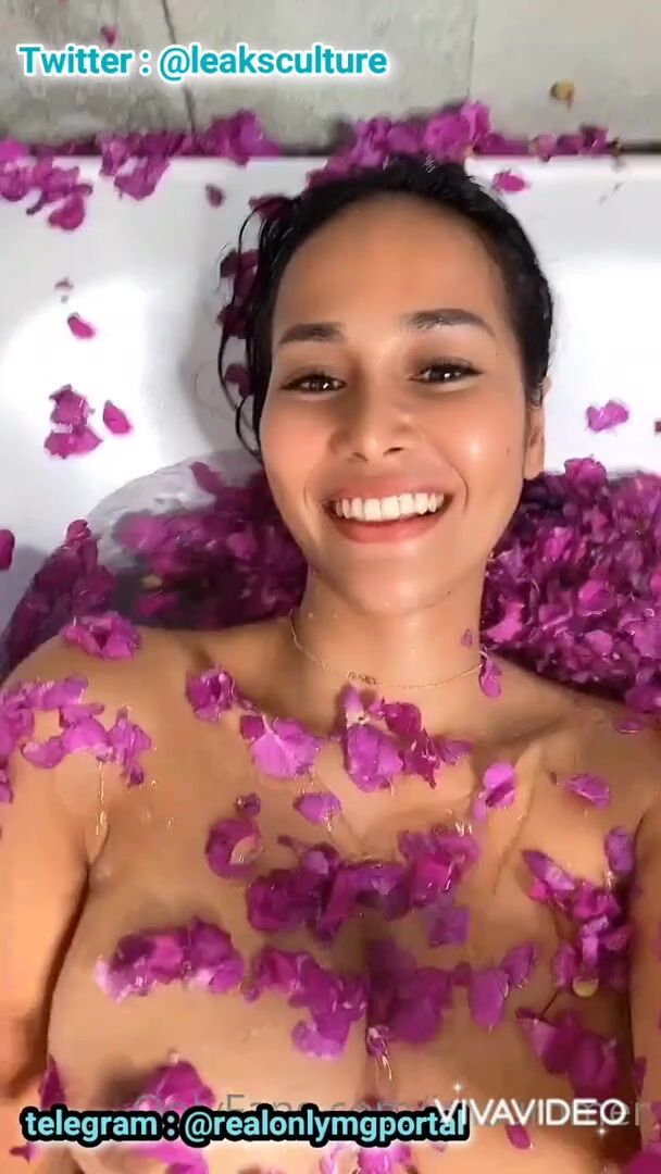 Perfect Latina, totally natural and delicious ????❤️