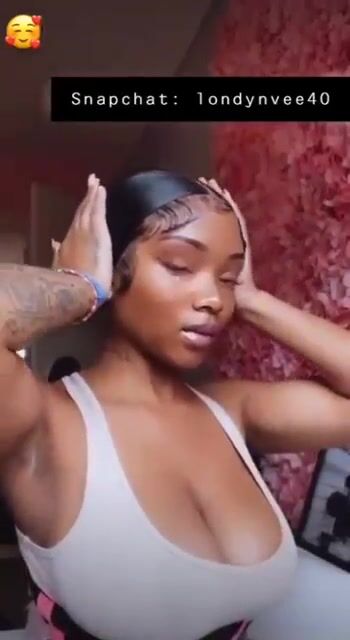 ⬆️ if you'll fuck my tits hard ☺️????