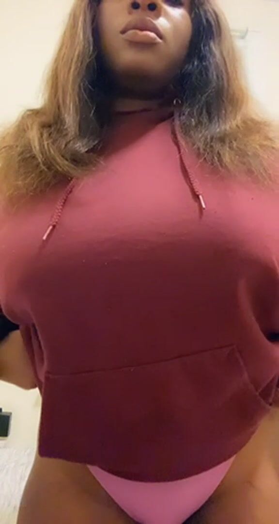 How’s this for a Titty reveal?