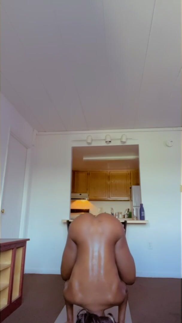 In need of a nude yoga partner ????