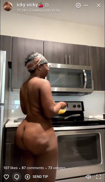 Cookin with no bottoms on pt3 ????????