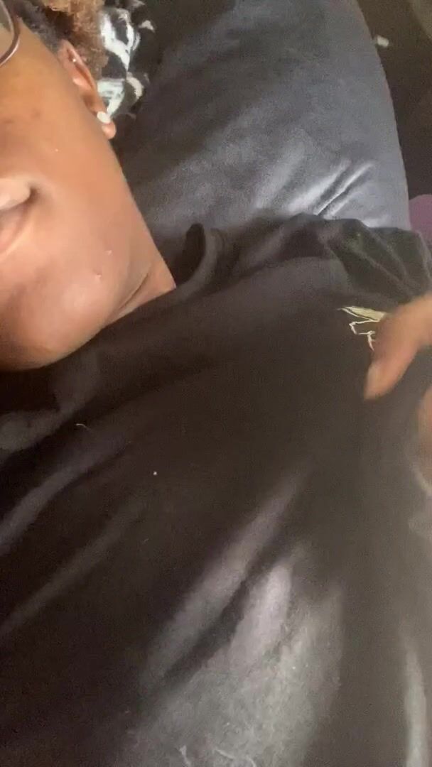 Showing off bc she’s freshly shaven