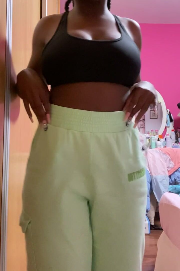 Would u breed a brown teen on the first date? asking for a friend