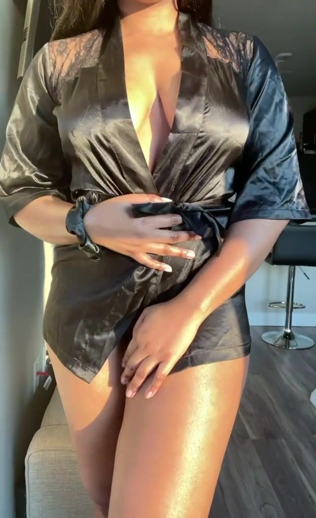 If I was an early Christmas gift would you unwrap me first?