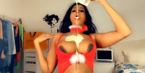 Creamy tits