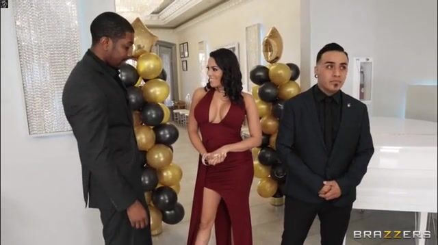 Real Wife Stories - Luna Star - Reunited And She Looks So Good