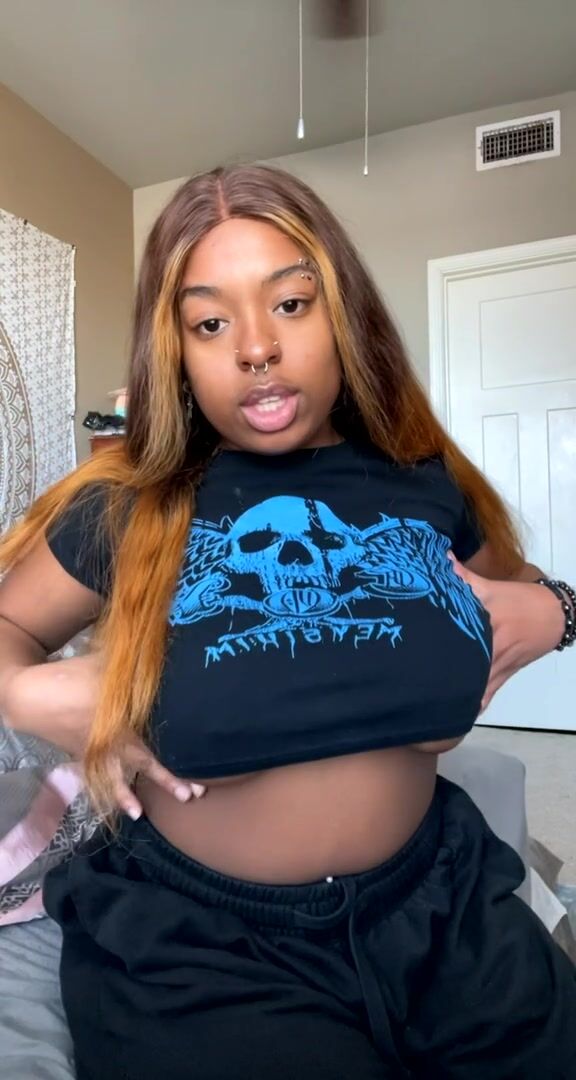 Jerk off to my tits?