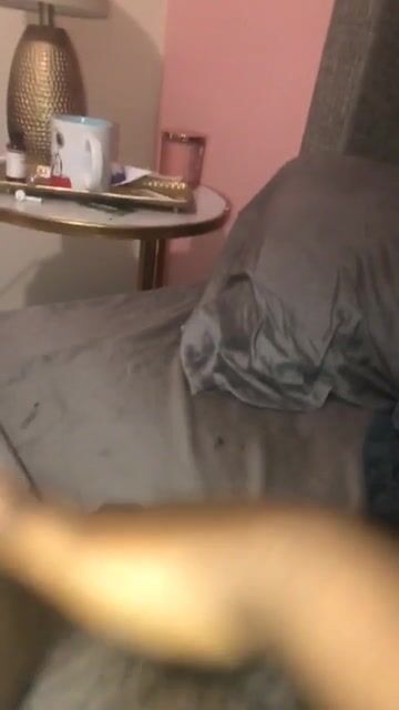 Sub to see me squirt everywhere